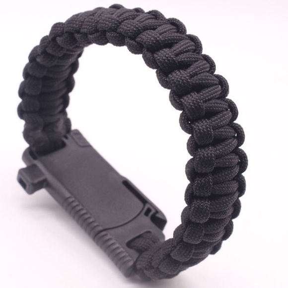 Paracord Survival Bracelet - Picture 2 of 7